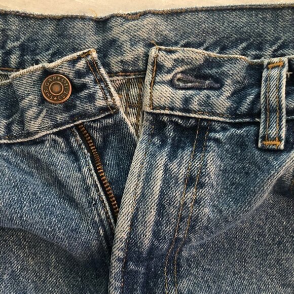 Gap Denim Shorts Distressed Med Wash Mens  32 - Picture 3 of 13